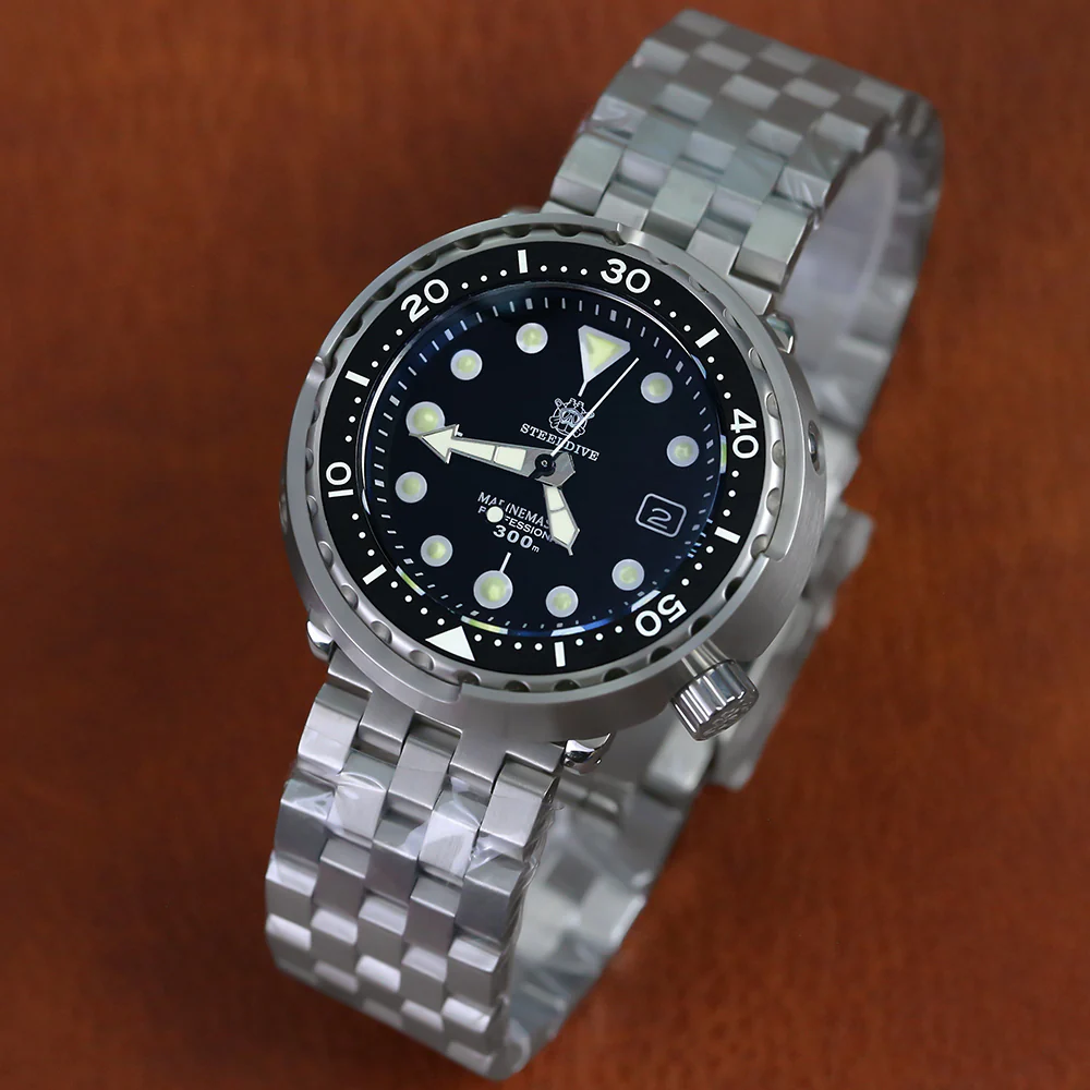 Steeldive SD1975 Tuna Diver Watch - Image 5