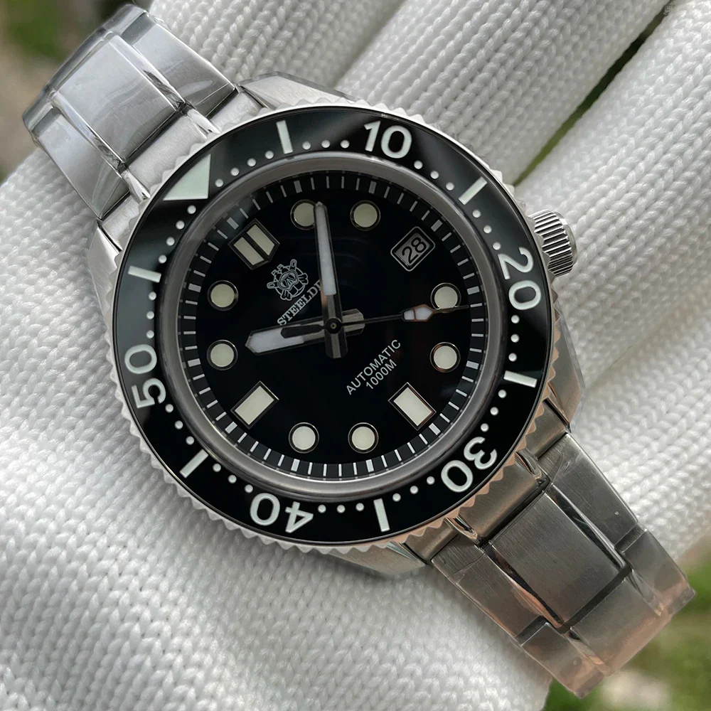 Steeldive SD1968 Mariner 300 Monobloc Dive Watch - Image 3