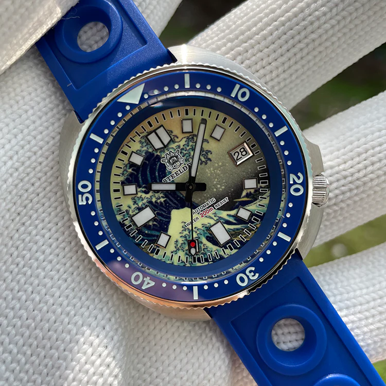 Steeldive SD1970 Great Wave Turtle Diver Watch - Image 17