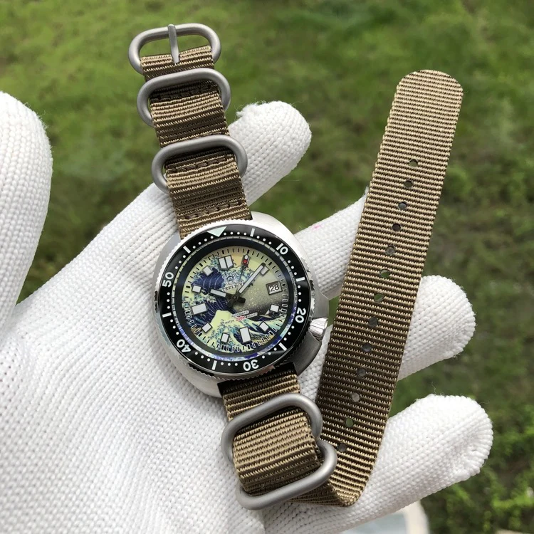 Steeldive SD1970 Great Wave Turtle Diver Watch - Image 6