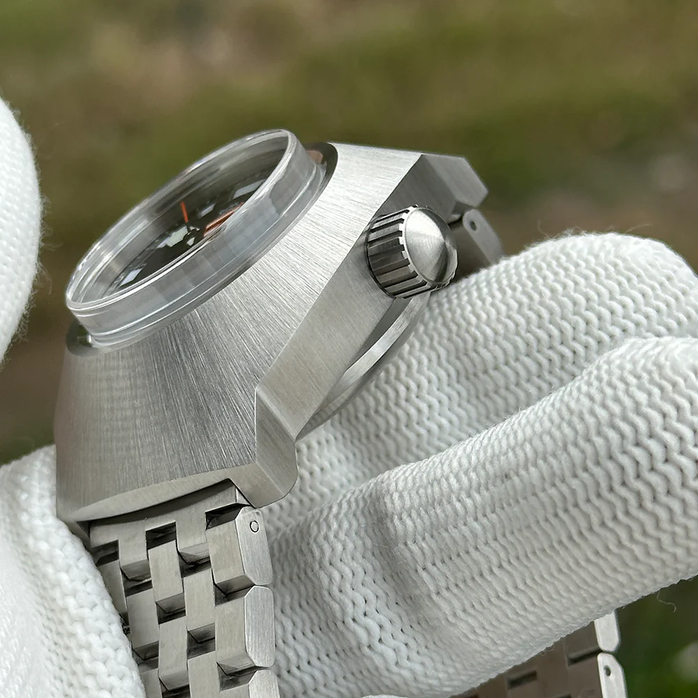 Steeldive SD1920 45mm NH35 Men Watch - Image 10