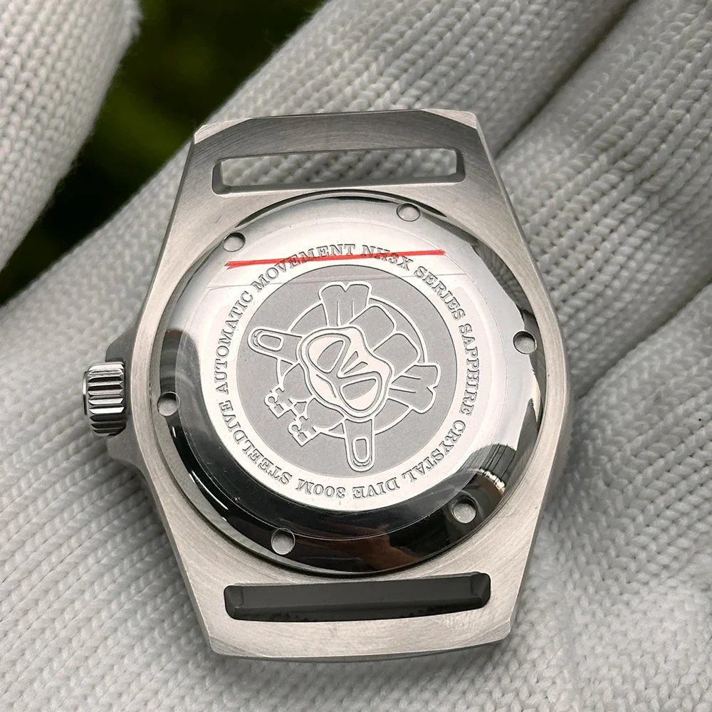 Steeldive SD1925GMT 43mm NH34 Men Watch - Image 4