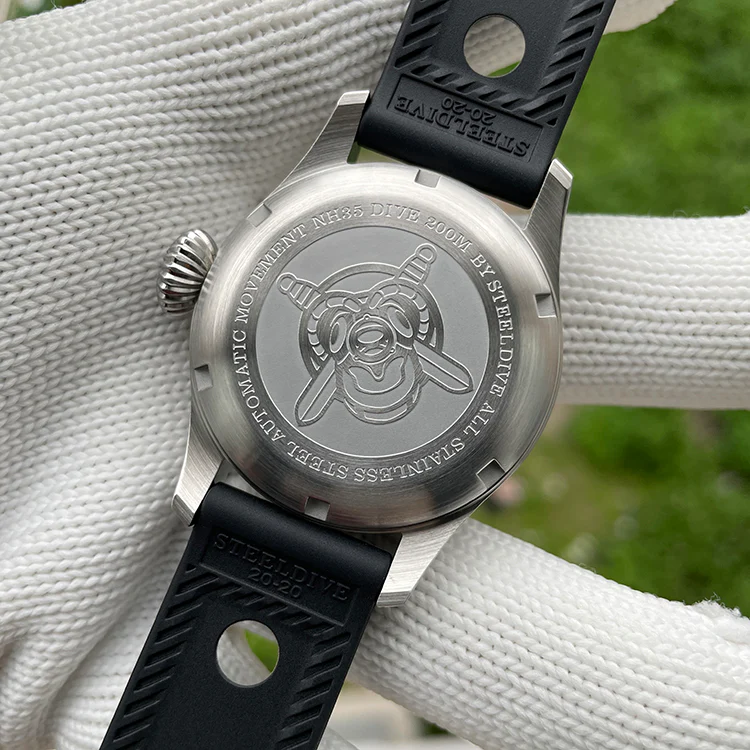 Steeldive SD1928M The Murph Pilot Watch - Onion Crown - Image 14