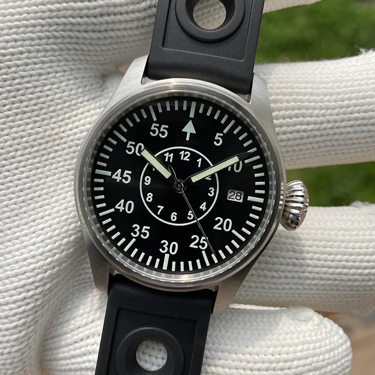 Steeldive SD1928T Type B Pilot Watch - Onion Crown - Image 4