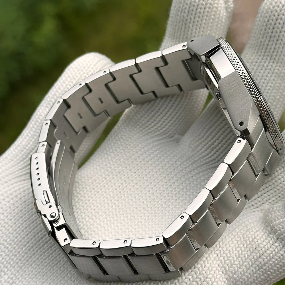 Steeldive SD1961 NH36 Automatic Diver Watch - Image 15