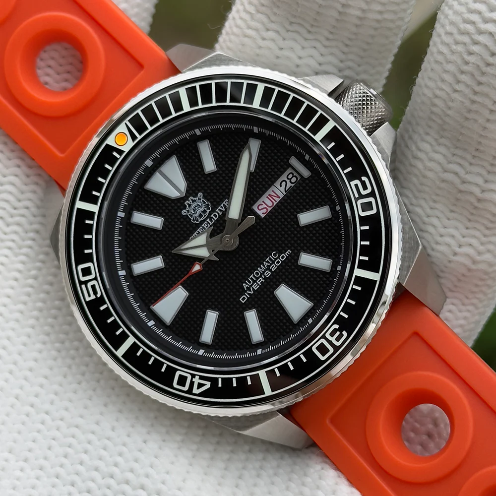 Steeldive SD1961 NH36 Automatic Diver Watch - Image 4