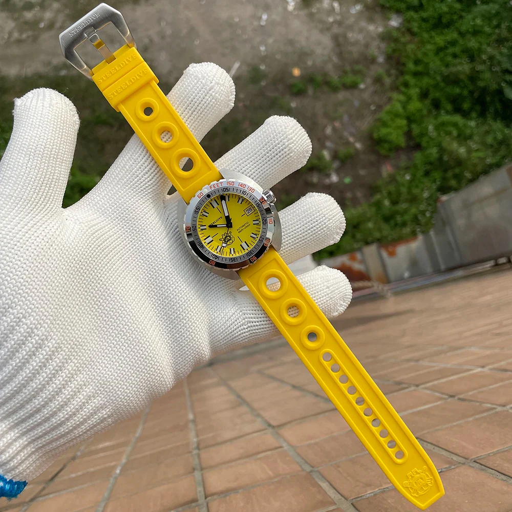 ★Hot Deals★Steeldive SD1967 Sub 300T Diver Watch - Image 11
