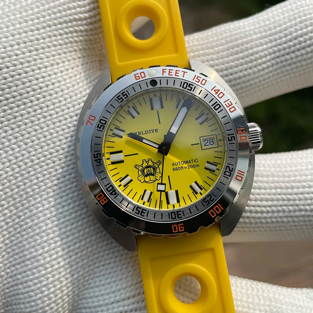 ★Hot Deals★Steeldive SD1967 Sub 300T Diver Watch - Image 7