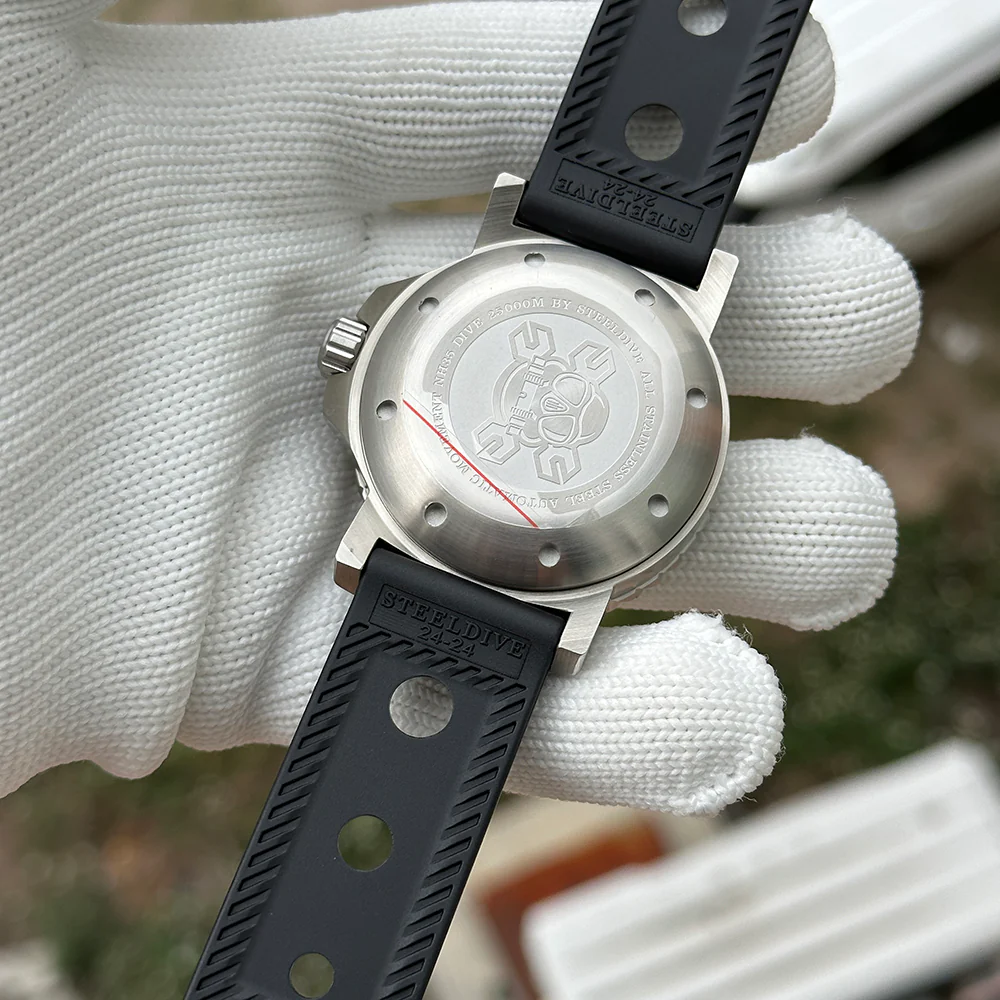 Steeldive SD1982 Big Size 46.5MM 25000M Diver Watch - with Calendar - Image 8