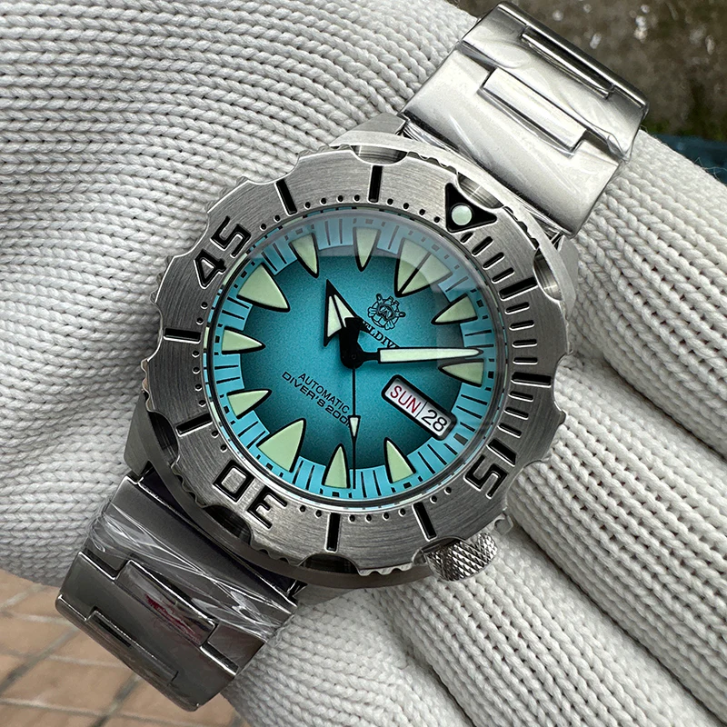 Steeldive SD1984 NH36 Monster Men Watch - Image 3