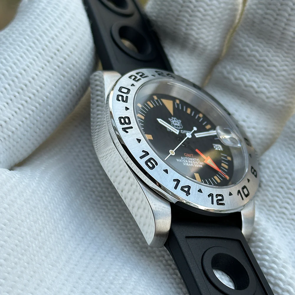 Steeldive SD1992V Vintage NH34 GMT Automatic Watch - Image 7