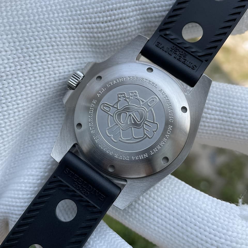 Steeldive SD1993 NH34 GMT Automatic Watch V2 - Image 12