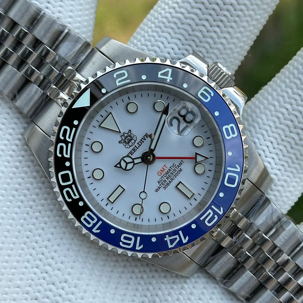 Steeldive SD1993 NH34 GMT Automatic Watch V2 - Image 14
