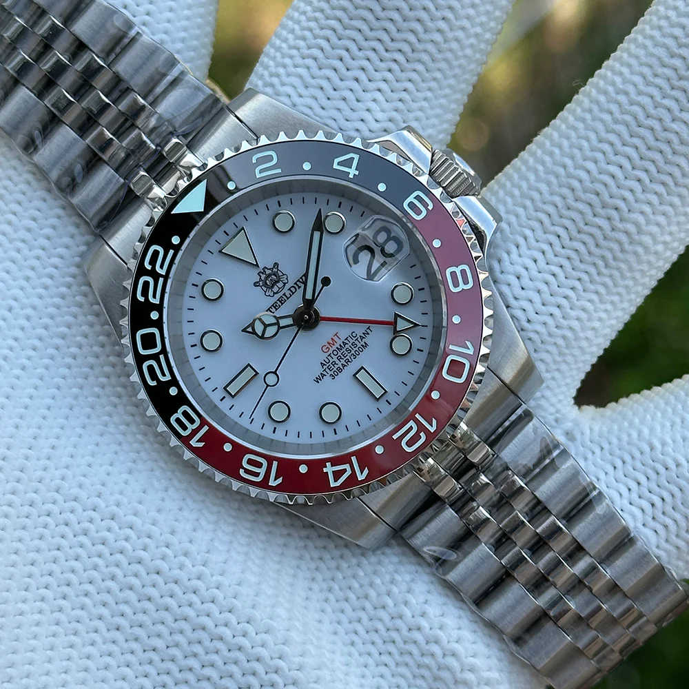 Steeldive SD1993 NH34 GMT Automatic Watch V2 - Image 15