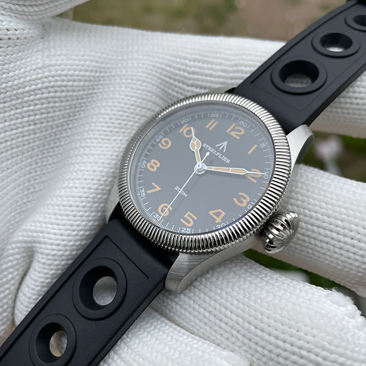 Steelflier Carved Coin Bezel VH31 Quartz Watch SF741 - Image 8