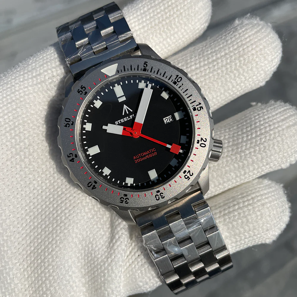 ā
Hot Dealsā
Steelflier SF752 45mm Automatic Men Watch - Image 15
