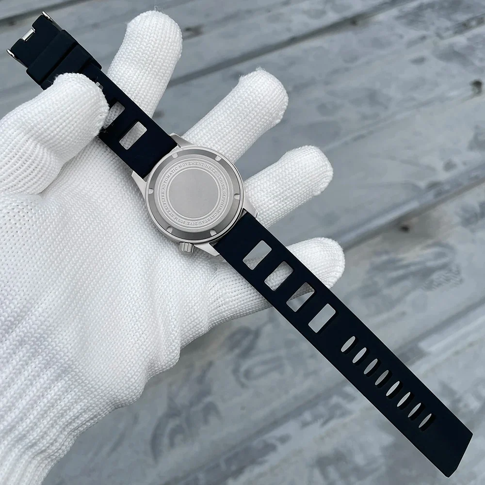 ā
Hot Dealsā
Steelflier SF755U 40mm NH35 Automatic Men Watch - Image 10