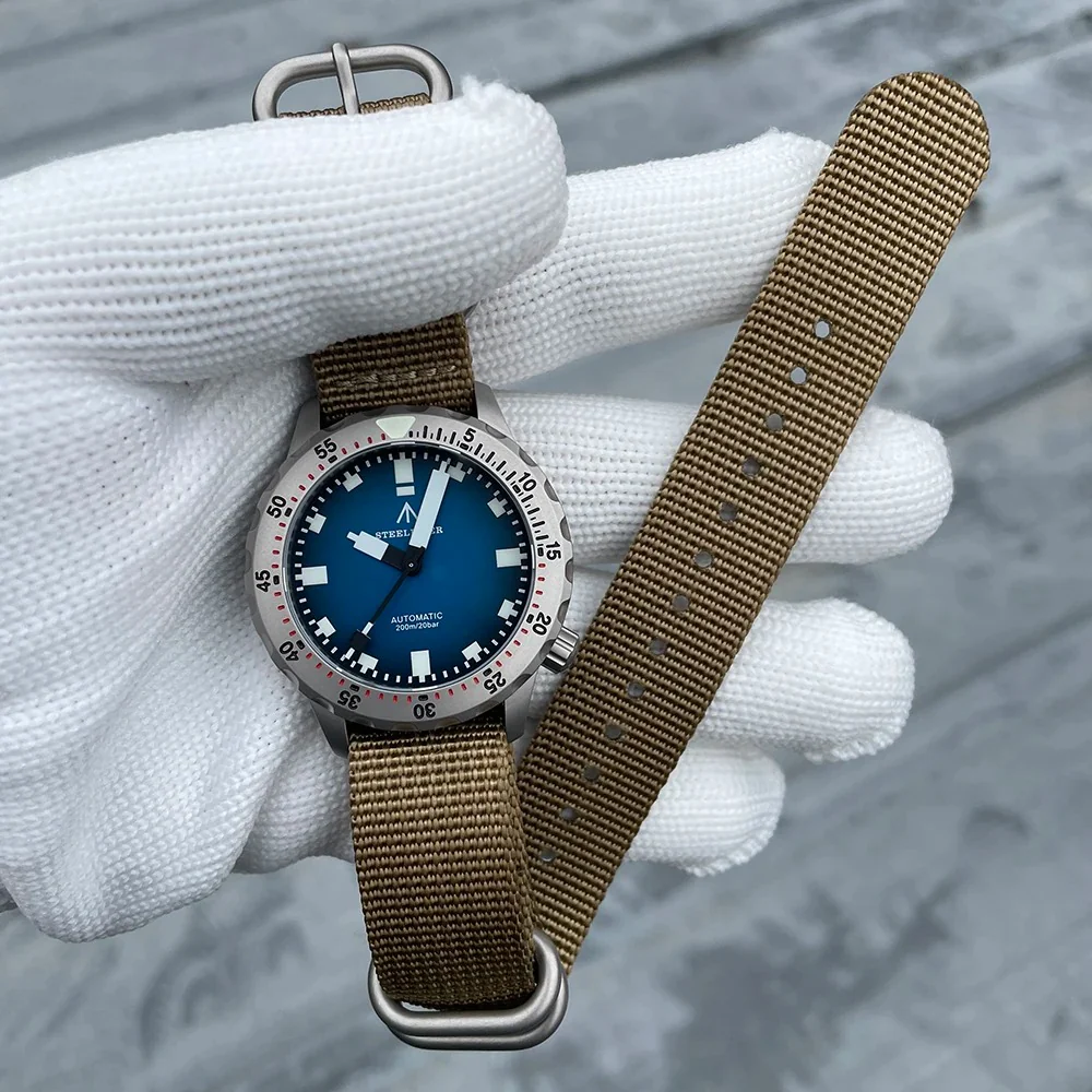 ā
Hot Dealsā
Steelflier SF755U 40mm NH35 Automatic Men Watch - Image 14