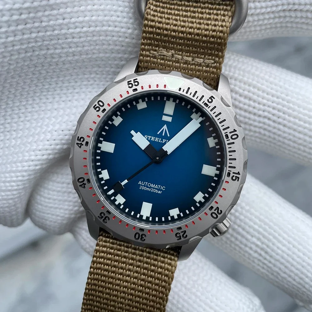 ā
Hot Dealsā
Steelflier SF755U 40mm NH35 Automatic Men Watch - Image 3