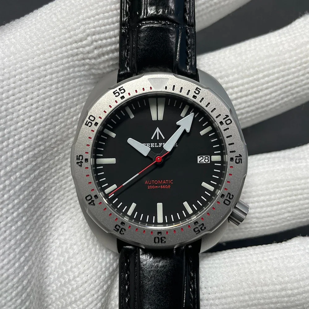 ā
Hot Dealsā
Steelflier SF757 41mm NH35 Automatic Men Watch - Image 12