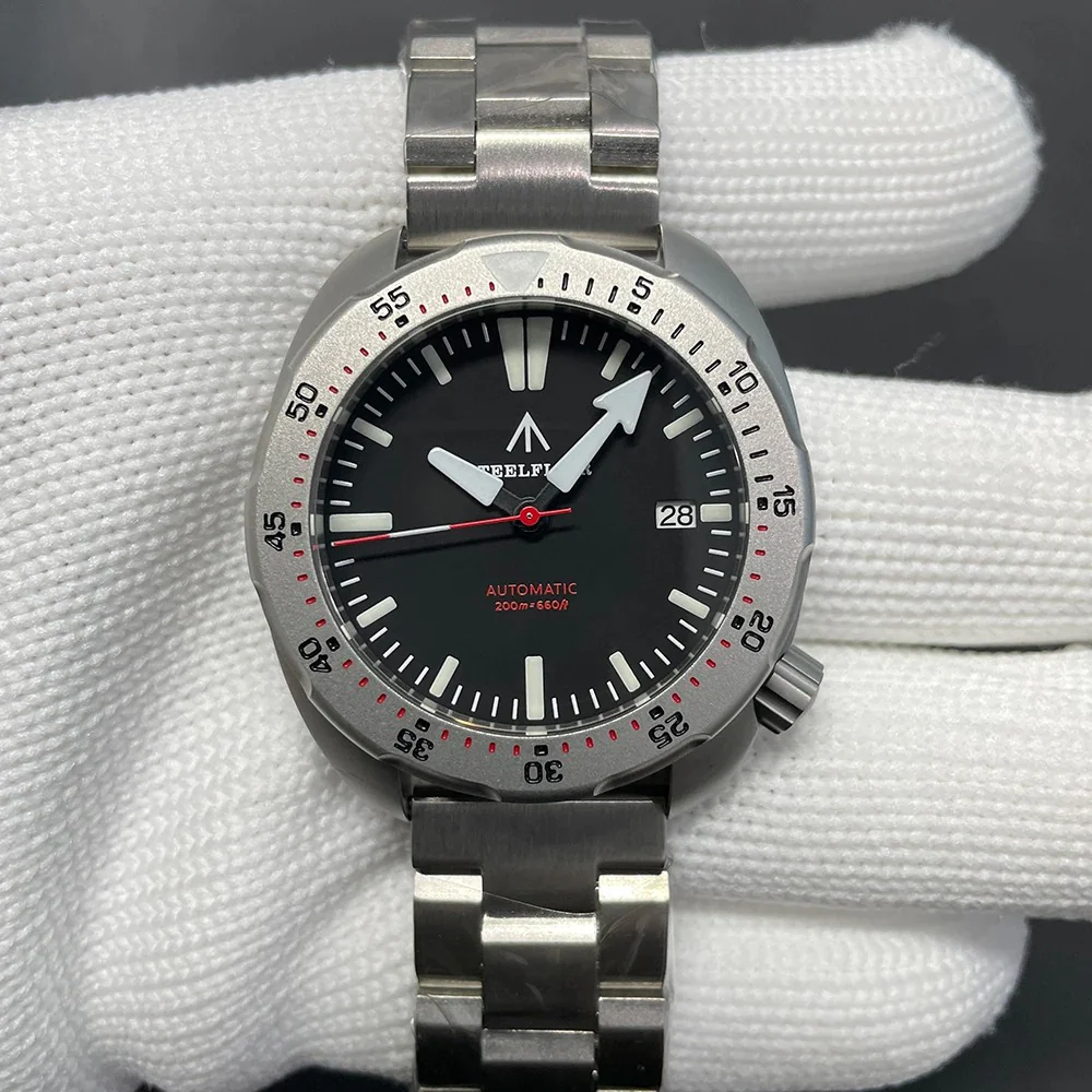 ā
Hot Dealsā
Steelflier SF757 41mm NH35 Automatic Men Watch - Image 3