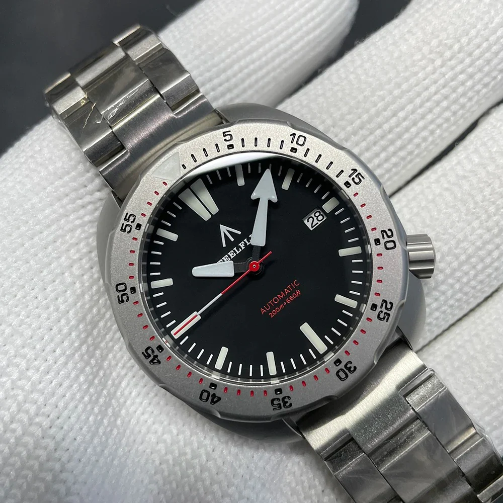 ā
Hot Dealsā
Steelflier SF757 41mm NH35 Automatic Men Watch - Image 4